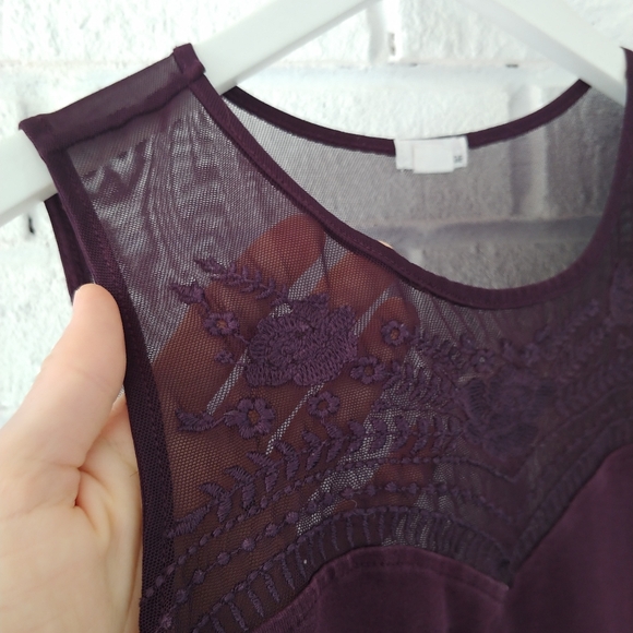 Dark Purple w/ Lace Tank Top - Picture 2 of 3